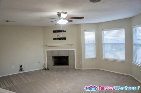 Foto del edificio - 1527 Hardy Stone Dr