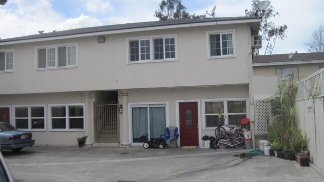 Foto del edificio - 4327 Maine Ave
