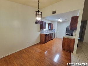 Building Photo - 189 Meadowland