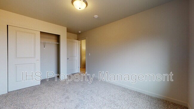 Building Photo - 409 Whitefish Ln