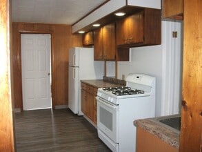 Building Photo - 316 Highland Ave