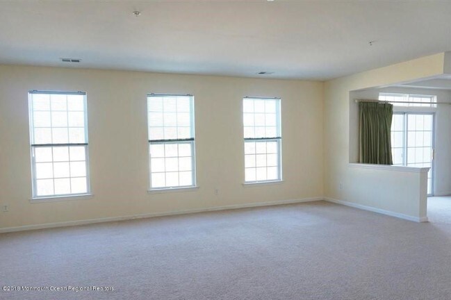 Foto del edificio - 12 Farrah Dr