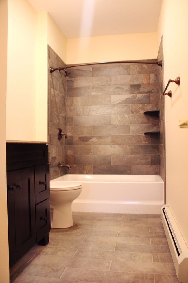 Building Photo - 26 Converse Ct