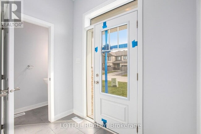 Building Photo - 2104 Winsome Terrace