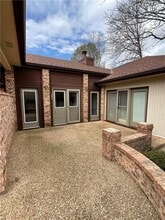 Building Photo - 8 Teresa Dr