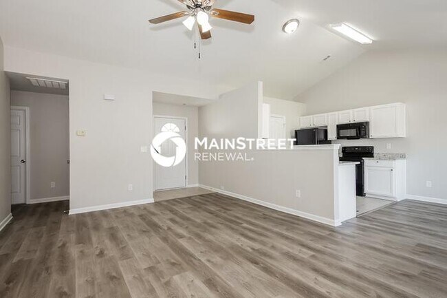 Foto del edificio - 3 Bedroom Pet-Friendly Home in Charlotte, ...