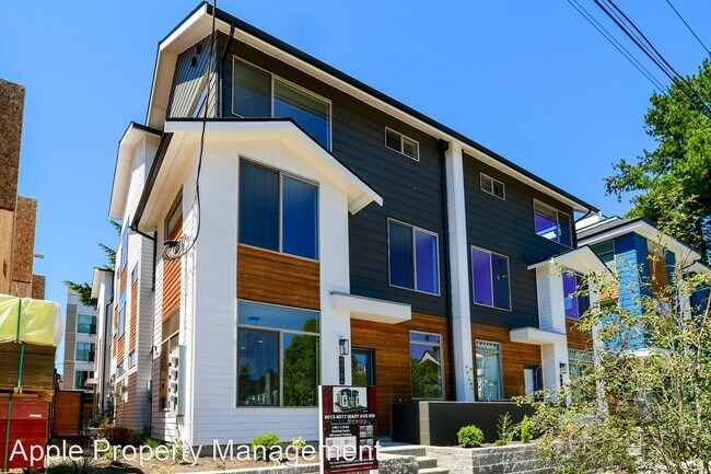 Foto del edificio - 3 br, 2.5 bath House - 8015 C Mary Ave NW