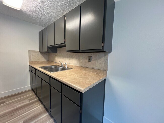 Foto del edificio - 10th Street Square Apartments