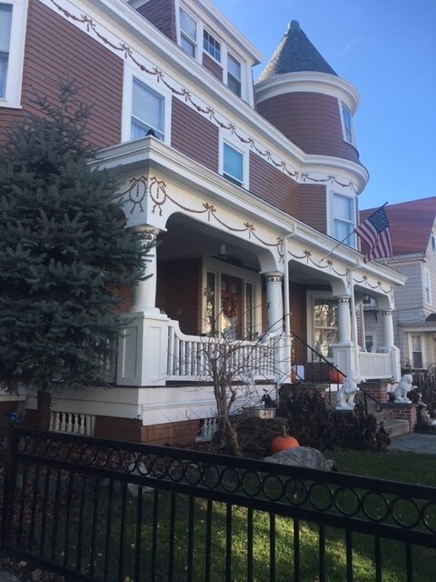Primary Photo - 24 Mayfield St
