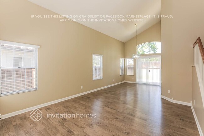 Foto del edificio - 22790 Downing St