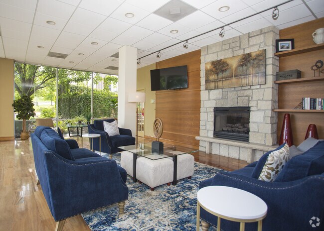 Lobby - The Vista KC