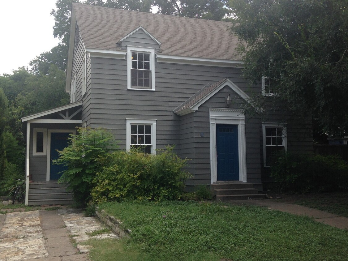 Primary Photo - UT PRE-LEASE: North Campus 5 bed/ 2 bath, ...