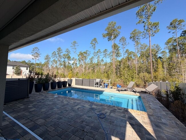 Foto del edificio - 4/3 Oasis in Beacon Lakes! Private Pool & Amenities! REDUCED DEPOSIT!