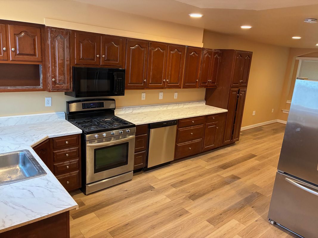Foto principal - 212 Arden Rd W