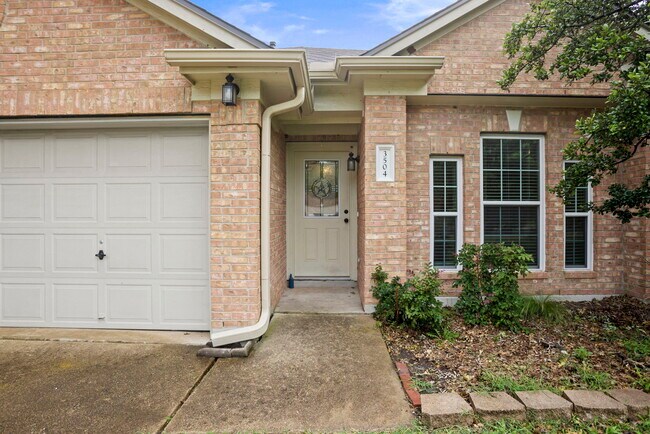 Foto del edificio - 3504 Flora Vista Loop