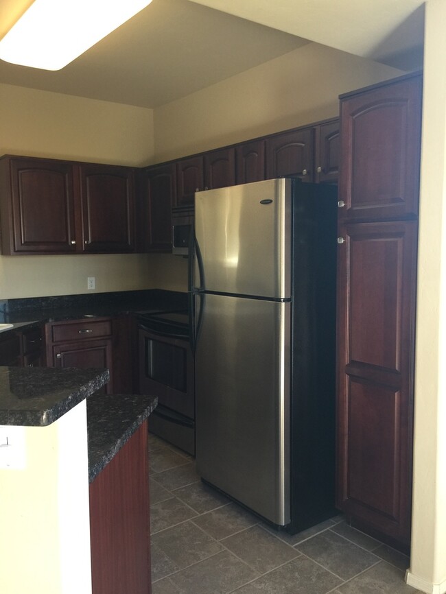 Building Photo - RIO DEL SOL CONDOMINIUM