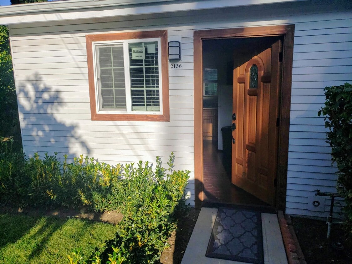 2136 Midvale Ave, Los Angeles, CA 90025 House Rental in Los Angeles