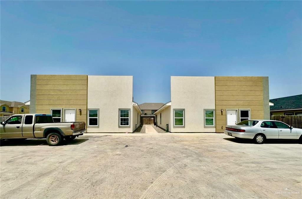 Foto principal - 817 S Missouri St