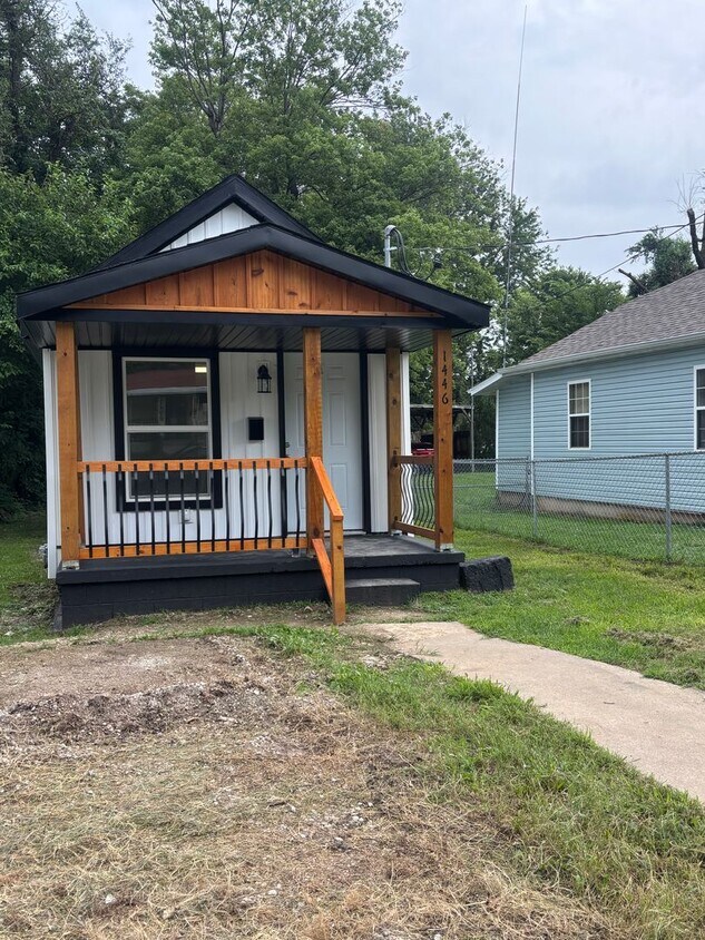 Primary Photo - Beautiful remodeled 1 bedroom 1 bath home ...