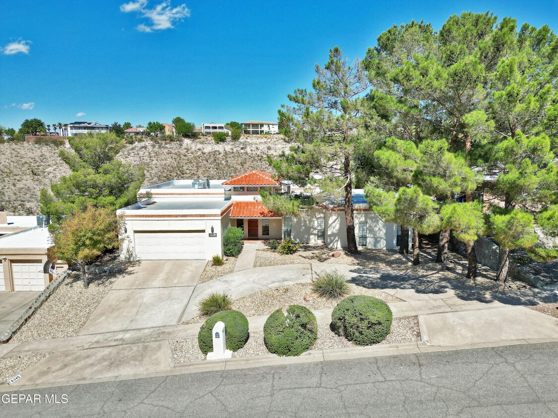 Primary Photo - 6345 Via Aventura Dr