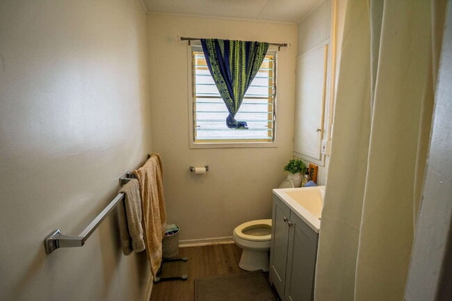 Foto del edificio - 3316 Campbell Ave