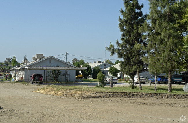 Building Photo - 14603 W Whitesbridge Ave