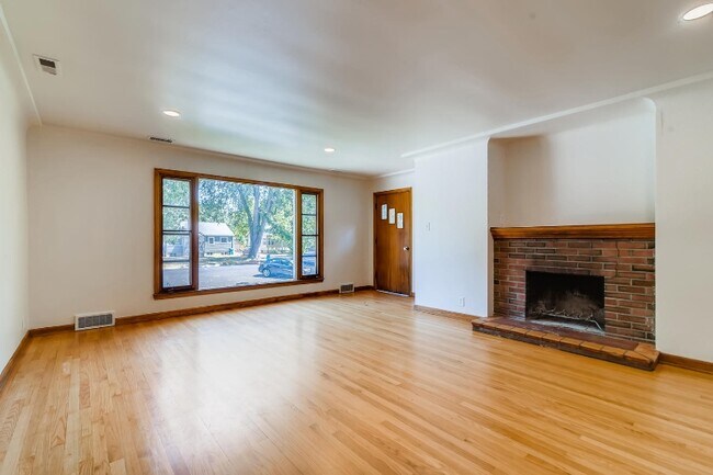 Foto del edificio - 623 S Grant Ave