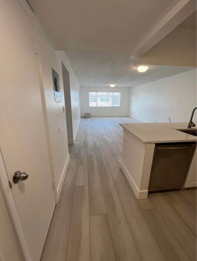 Foto del edificio - 4500 N Flagler Dr