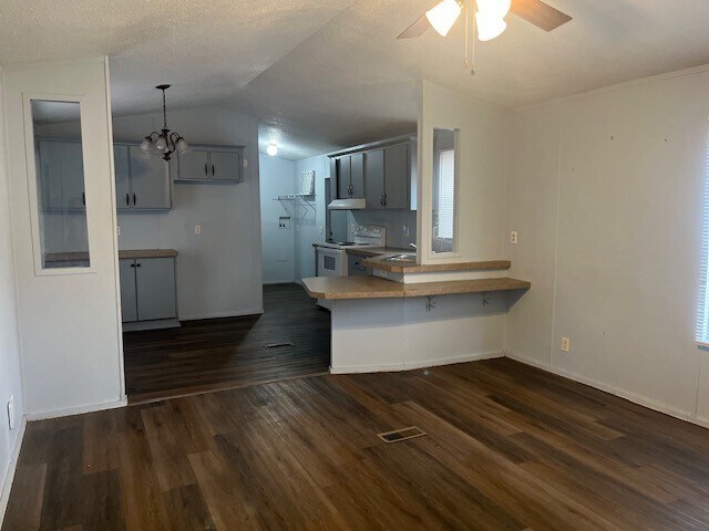 Building Photo - 12628 Lazy Dr