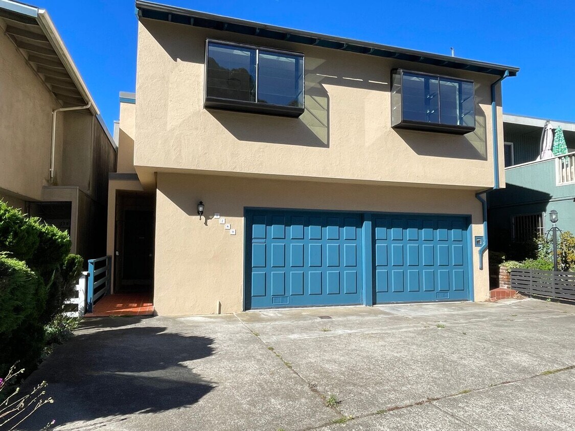 Beautiful Golden Gate Heights 4 Bed/2.5 Ba... House Rental in San