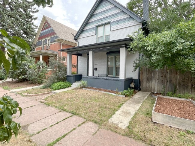 Building Photo - IMPROVED PRICE!!!!!! City Park 4 bedroom G...