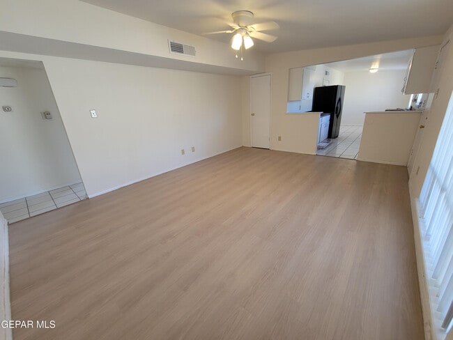 Foto del edificio - 7204 Alto Rey Ave