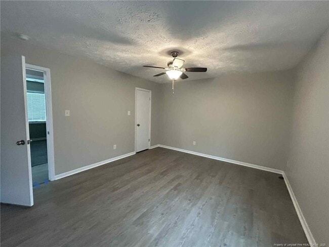 Foto del edificio - 6413 Worthington Dr