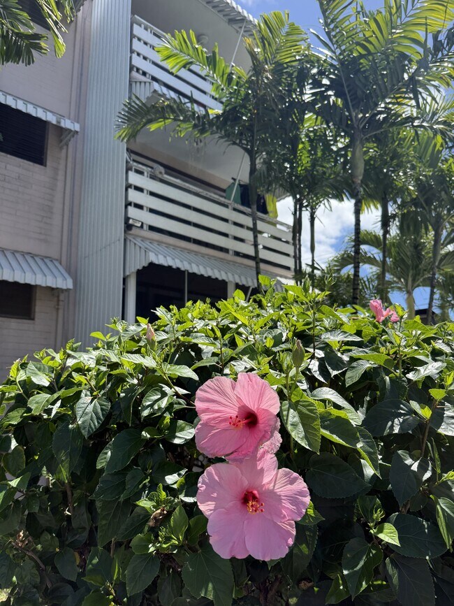 Foto del edificio - 1330 Wilder Ave