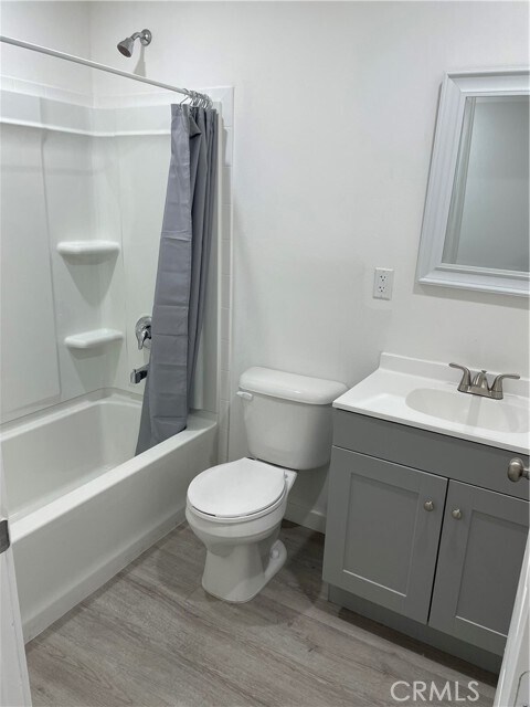 Foto del edificio - 1432 E 20th St