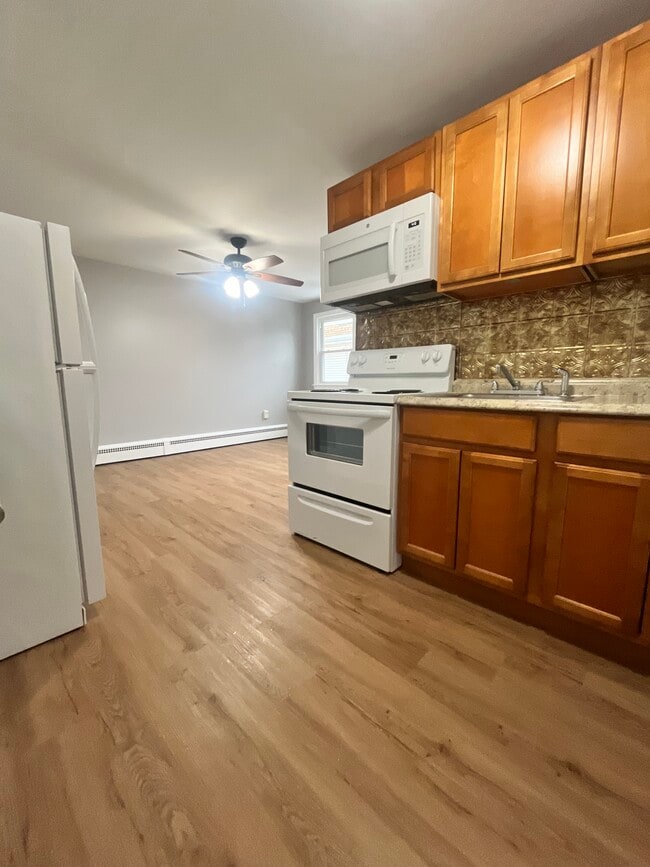 Foto del edificio - 4 Nesbit Ave