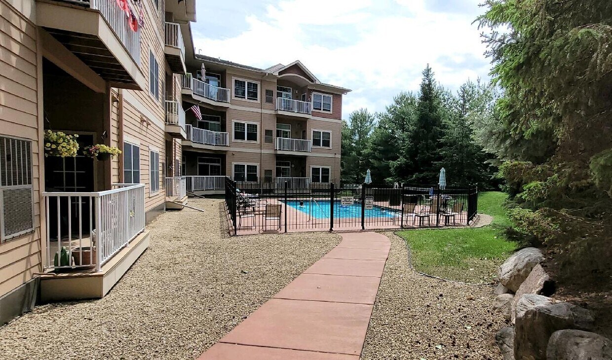 14937 60th St N Unit 205, Stillwater, MN 55082 Condo for Rent in