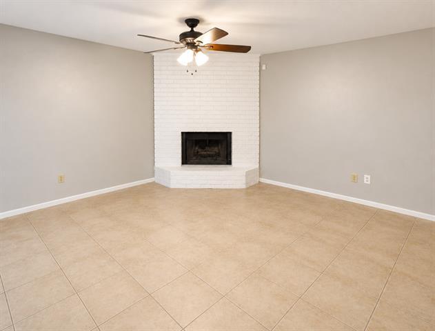 Foto del edificio - 4209 Wingrove Dr