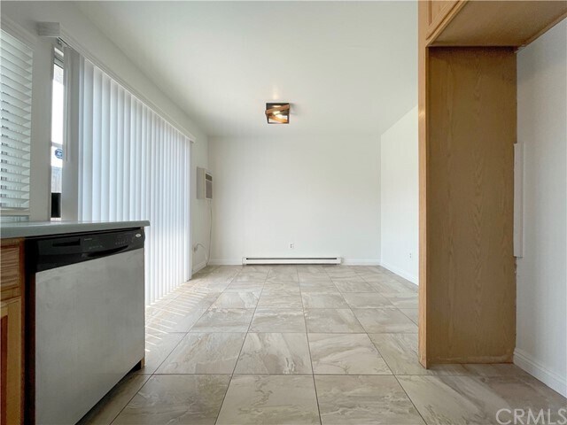 Foto del edificio - 631 W Alton Ave