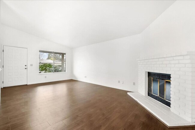 Foto del edificio - 1025 Marston St