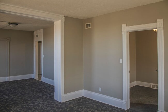 Pistachio Rentals (1618 Martha St) - Pistachio Rentals (1618 Martha St) Apartment