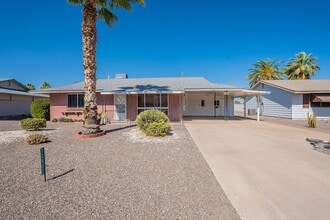 Building Photo - 10802 W Hope Dr