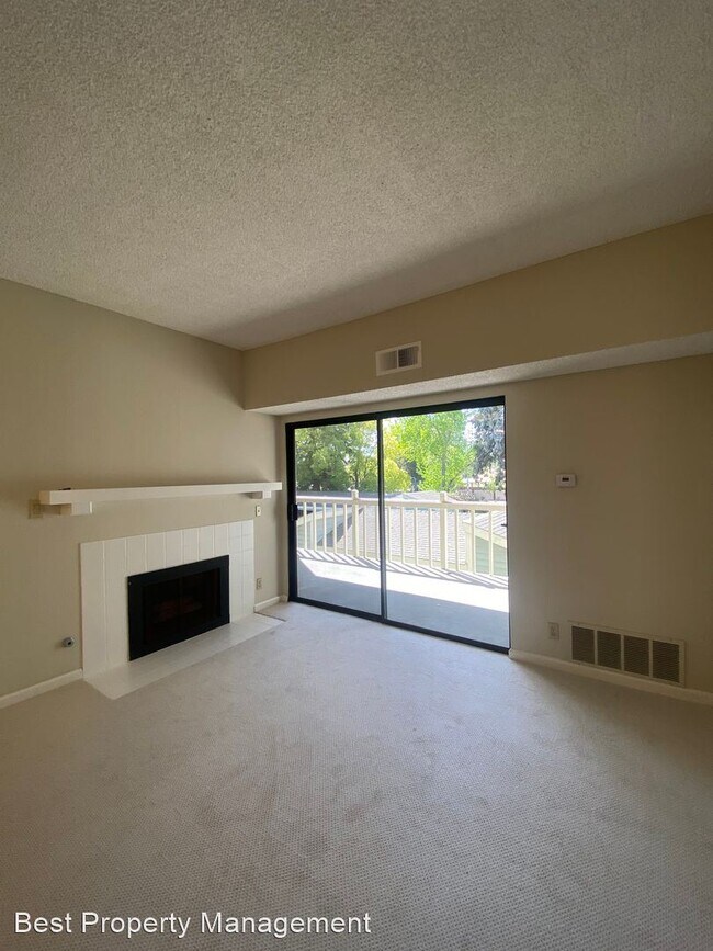 Building Photo - 2 br, 2 bath House - 37050 Meadowbrook Cmn...