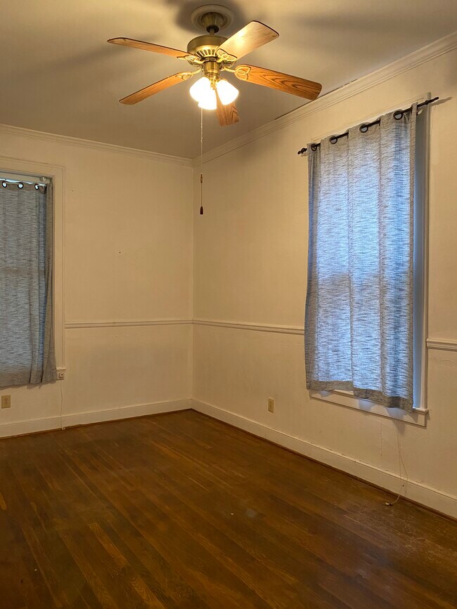 Building Photo - 417 S Wayne Ave