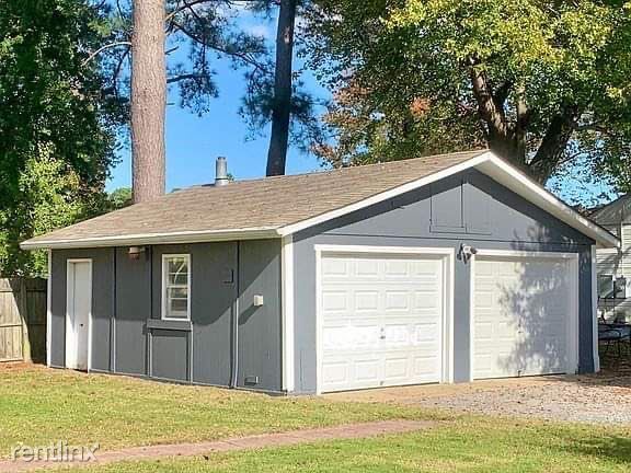 Building Photo - 3 br, 1 bath House - 609 Elmhurst Ln