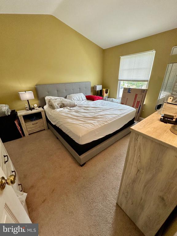 Foto del edificio - 1104 Wind Ridge Dr