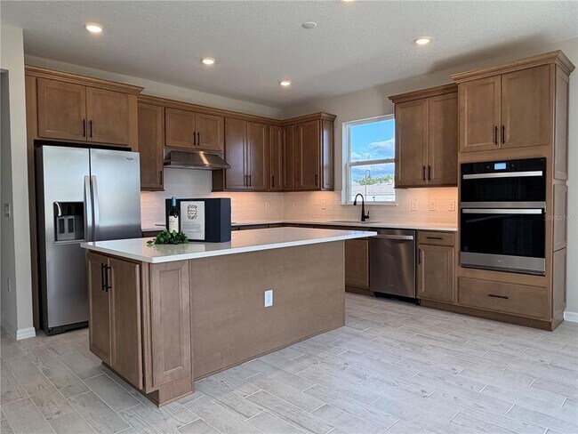 Foto del edificio - 5648 Flame Vine Wy