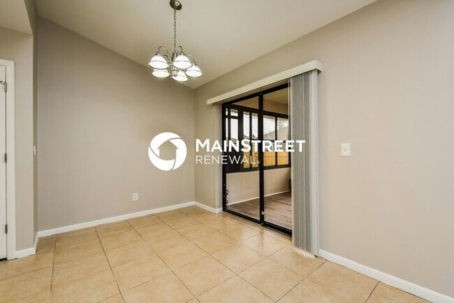 Foto del edificio - 3 Bedroom Pet-Friendly Home in Fort Myers,...