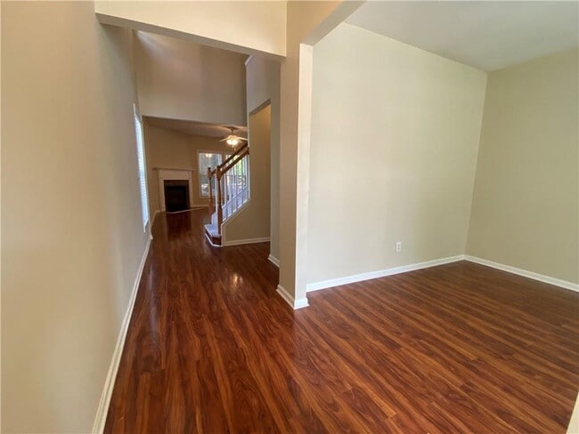 Building Photo - 3367 Harvest Ridge Ln NE