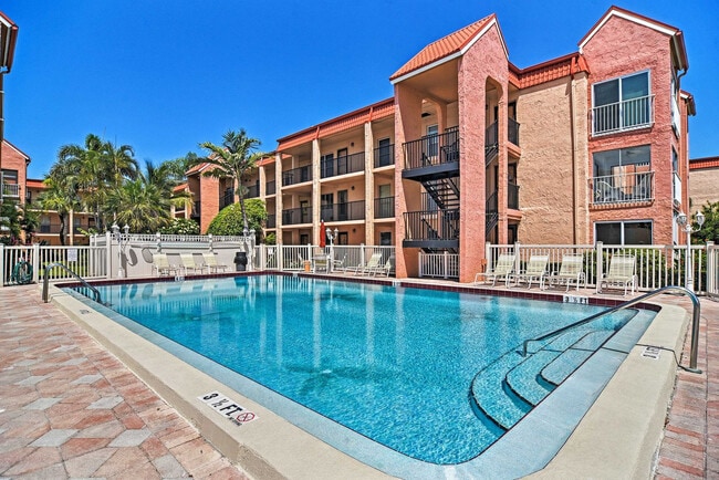 Foto del edificio - 8931 Blind Pass Rd